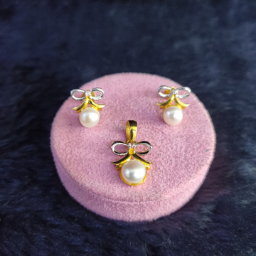 22KT/916 FANCY PEARL NORY PENDENT BUTTI SET GPBS-1...