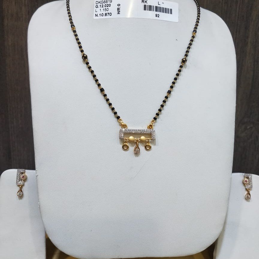 22KT/916 FANCY MEDINI MANGALSUTRA WITH BUTTI GMS-018