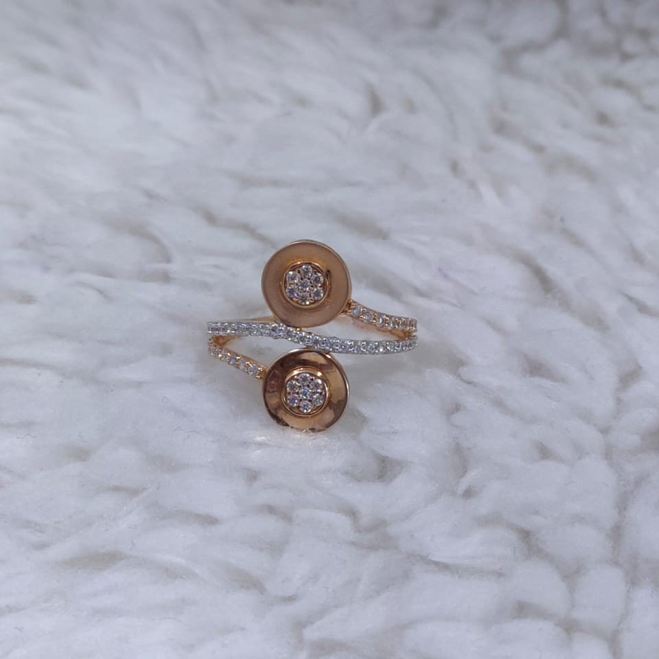 18KT Rose Gold Cz Stone Fancy Ring For Women