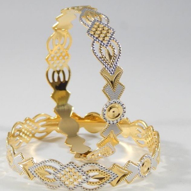 22kt Cnc Gold  Stylist Bangles