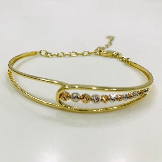 22KT Yellow Gold Prevailing Brecelet For Women